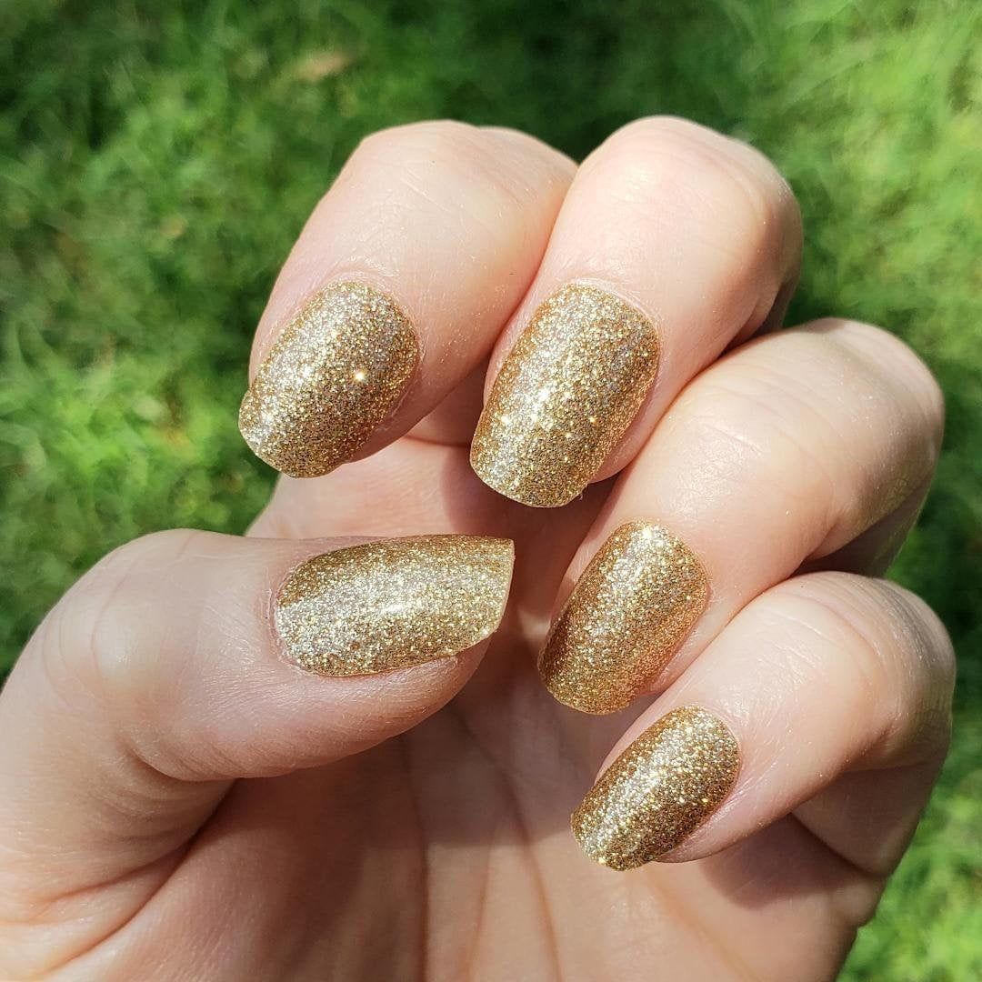 Gold Nails